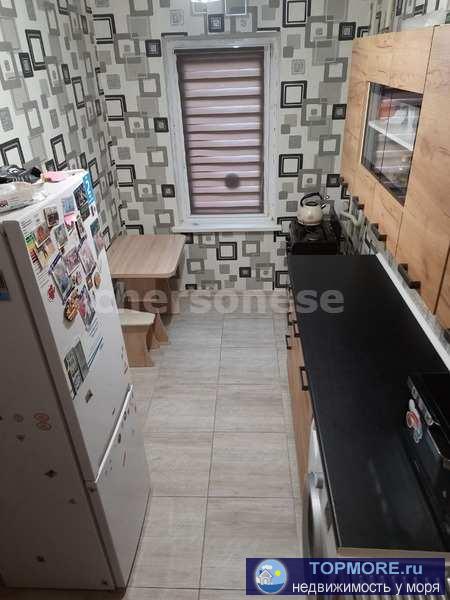 Продается трехкомнатная квартира в востребованном районе города.  Просторные светлые комнаты. Три большие... - 2