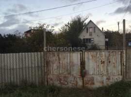 Ровный участок с домиком на Фиоленте в СНТ Бастион. Площадь 7 сот....