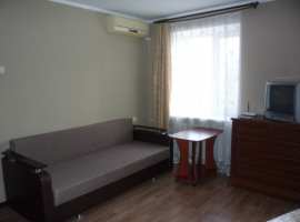 Снять 1 комнатную квартиру в Феодосии на сутки и дольше у пляжа...