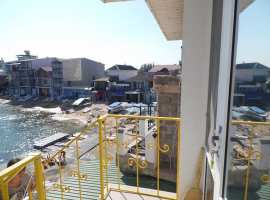 1-комнатная квартира в Феодосии выходом и видом на море, пляж 10 -...