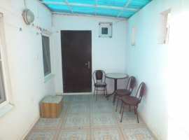 Отдельный дом со своим двориком. До моря 9 минут. В доме все...