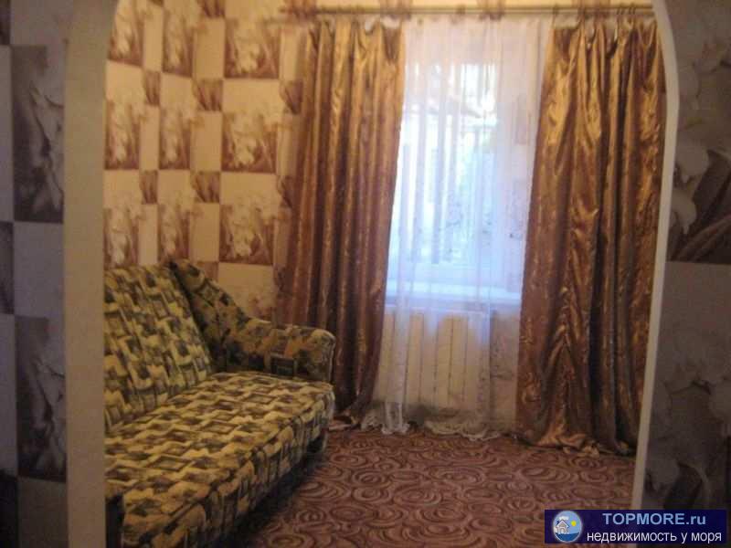 Отдельный дом со своим двором и местом для авто. До моря 9 минут.  Дом состоит из кухни, 3 комнат: две проходные и... - 1