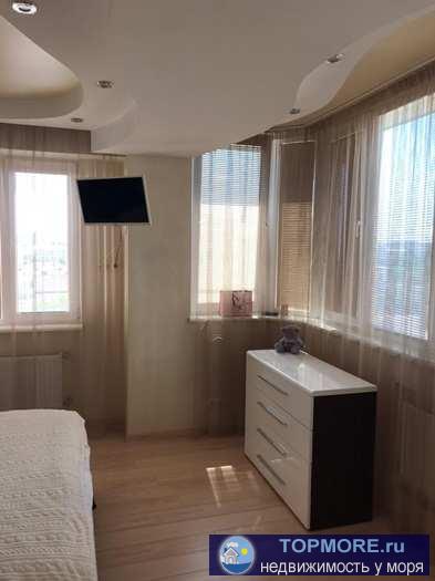 Сдается шикарная 3 ком кв с видом на море. Исключительно порядочным людям. В кв есть все для комфортного проживания в...