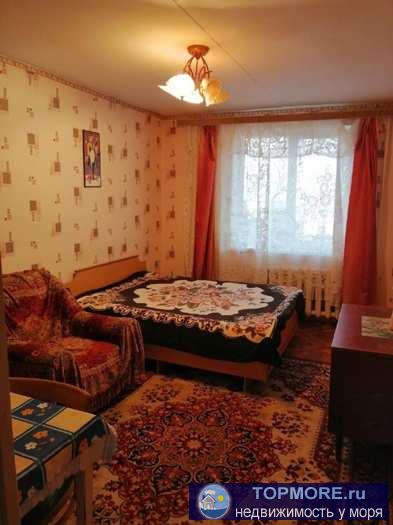 Сдается комната в 3 ком кв. Порядочной женщине. Или одному мужчине. Проживание с хозяйкой. Миролюбивая,... - 1