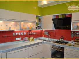 Предлагаем купить 2-комнатную квартиру на Спартаке в новом доме....