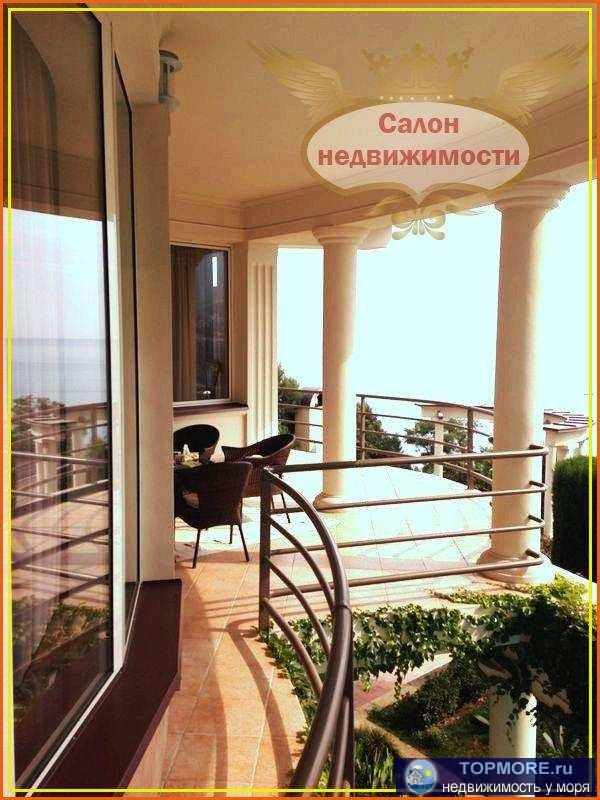 Стильная  вилла для ценителей практичности и красоты.    Трехэтажная, построенная вилла состоит из трех этажей.... - 1