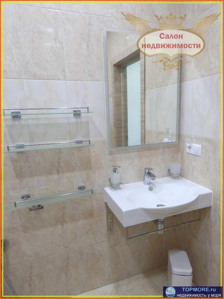 Предлагаем Вам купить 2-комнатную квартиру в Ялте в новом жилом комплексе. В квартире свежий шикарный ремонт, дорогая... - 2