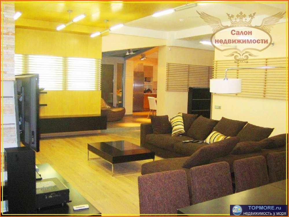 У нас есть много предложения о продаже квартир, но такое впервые, не квартира, а почти целый дом. Почему так спросите... - 1