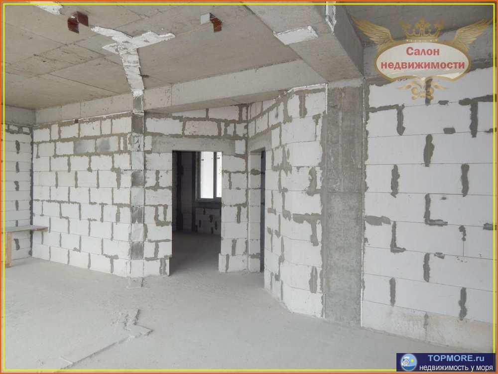 Продажа просторной квартиры в новом доме в центре Ялты.  Общая площадь квартиры 113,5 кв.м. плюс балконы 20,4 кв.м.... - 1