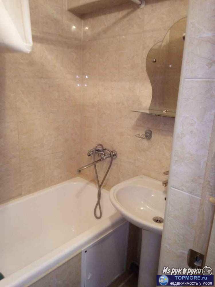 Срочно продаем свою 3-х комнатную квартиру в  г. Сочи, первая линия.    Наша квартира находится по адресу: г. Сочи,... - 3