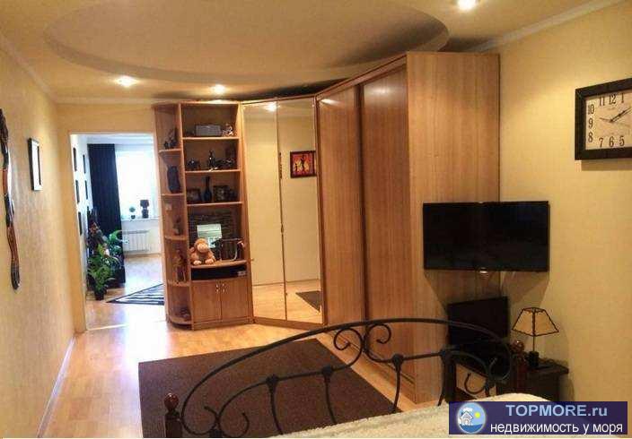 Продается квартира в центре Сочи. С хорошим ремонтом.  - 1