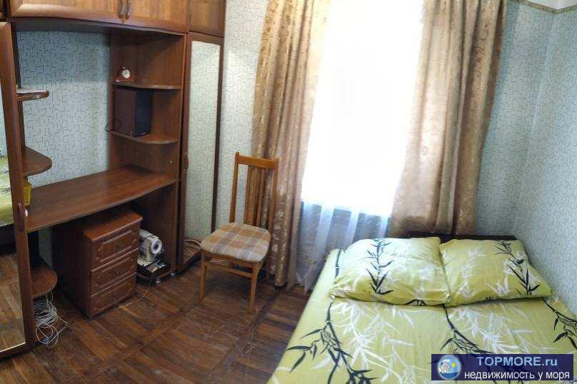 В самом центре п. Лазаревское. По центральной улице Победы продается квартира 50 кв.м., Дом находится в очень хорошем...