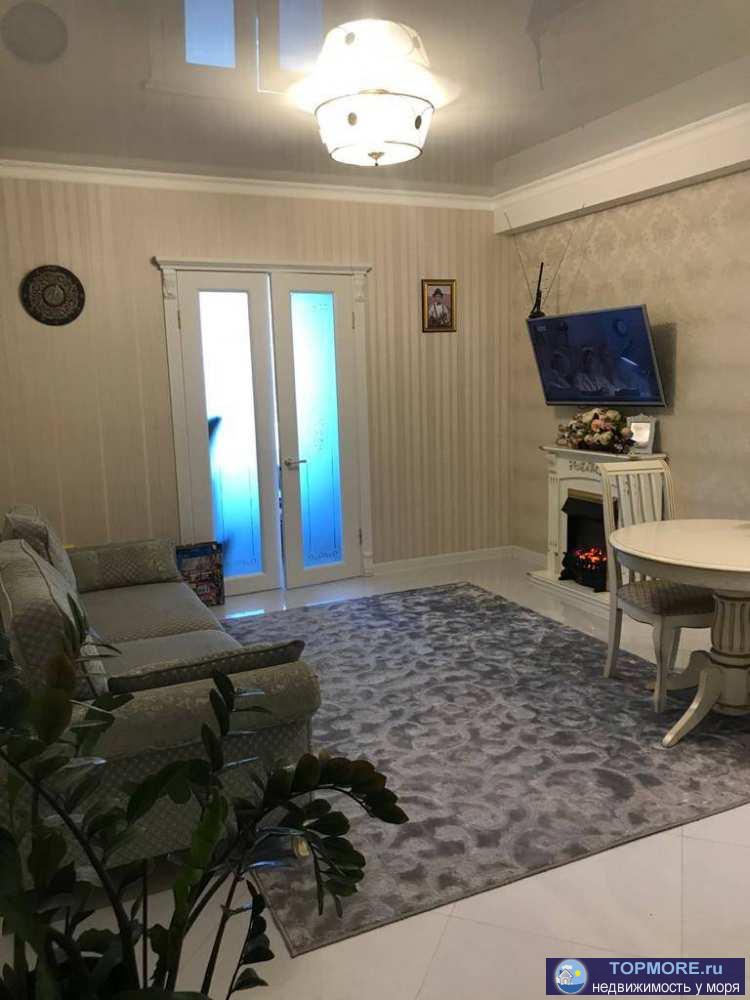 Лот № 135441. Продаю двухкомнатную квартиру с дизайнерским ремонтом в доме Бизнес класса. Развитая инфроструктура. По...