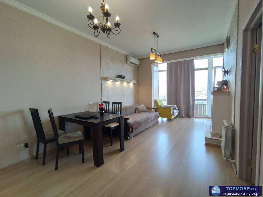 Продаётся трёхкомнатная квартира с видом на море и город. В квартире сделан качественный ремонт. Мебель и техника...