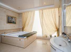 Лот № 136441. В продаже пентхаус общей площадью в 550 м2 с двумя...