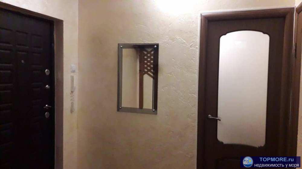 Лот № 136529. Продаётся светлая и просторная трёхкомнатная квартира, расположенная на втором этаже элитного дома в... - 2