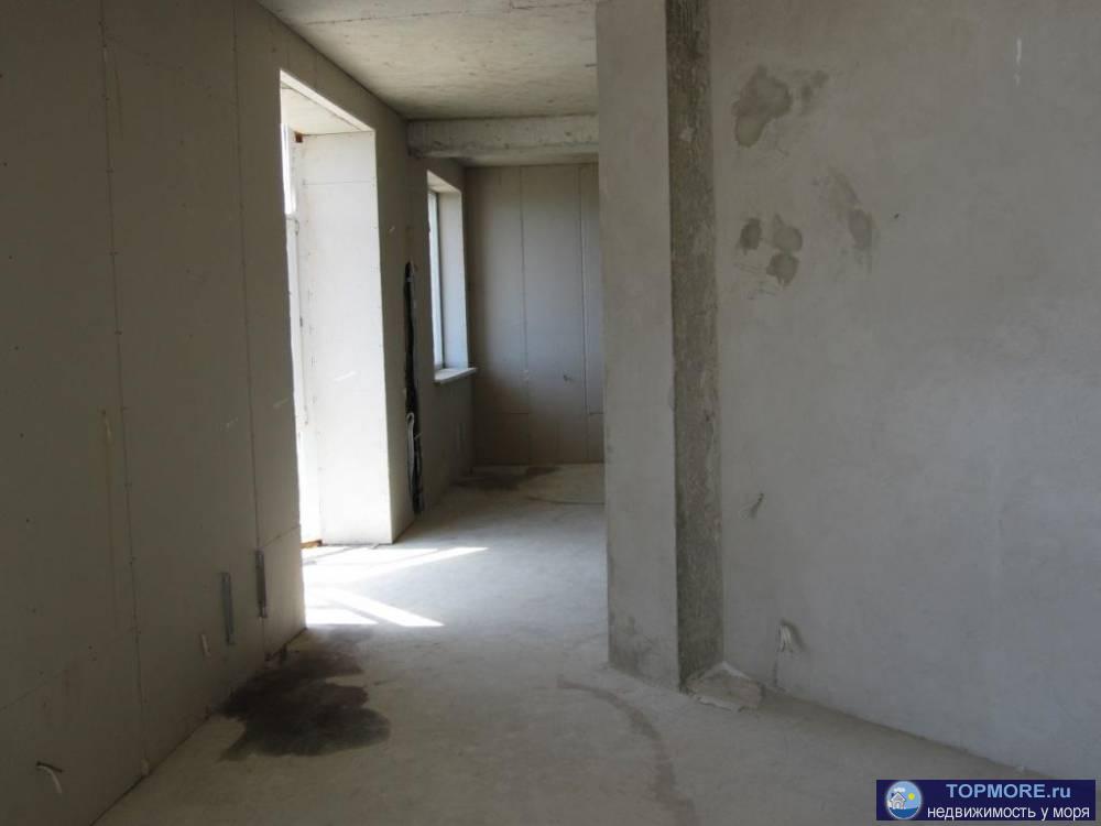 -10мин до Ялты, пгт Восход. Коттедж 403 м2 с видом на море и Ялту, 4этажа+ подвал, место для 2 авто. 9 комнат.... - 19