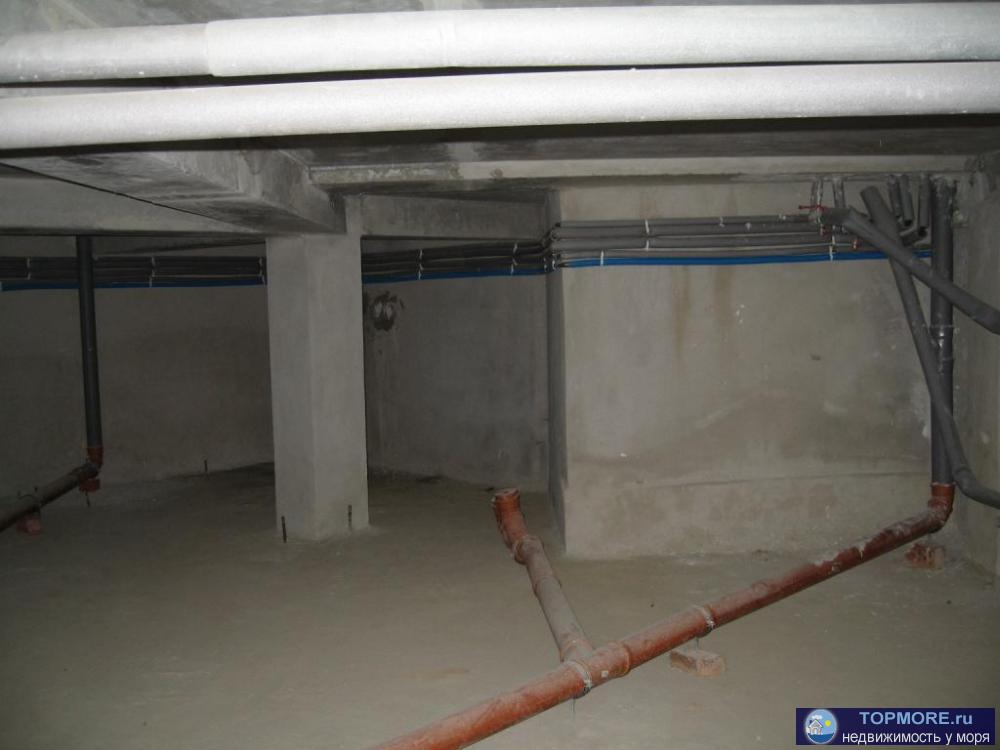 -10мин до Ялты, пгт Восход. Коттедж 403 м2 с видом на море и Ялту, 4этажа+ подвал, место для 2 авто. 9 комнат.... - 2