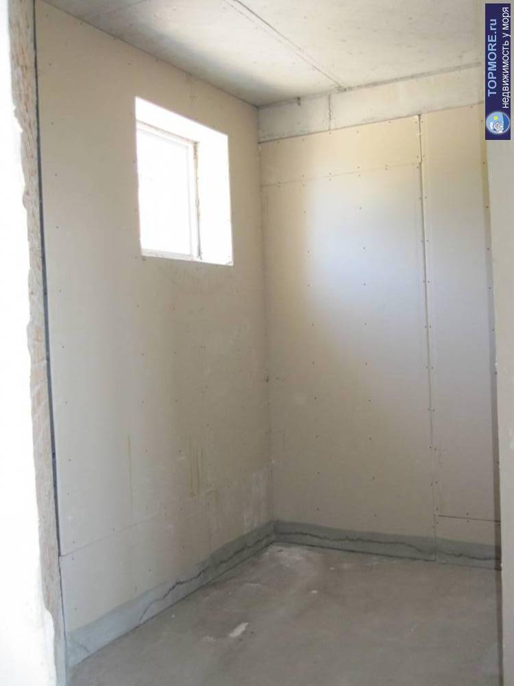 -10мин до Ялты, пгт Восход. Коттедж 403 м2 с видом на море и Ялту, 4этажа+ подвал, место для 2 авто. 9 комнат.... - 34