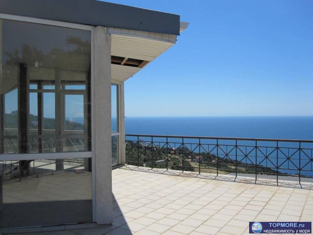 -10мин до Ялты, пгт Восход. Коттедж 403 м2 с видом на море и Ялту, 4этажа+ подвал, место для 2 авто. 9 комнат.... - 37