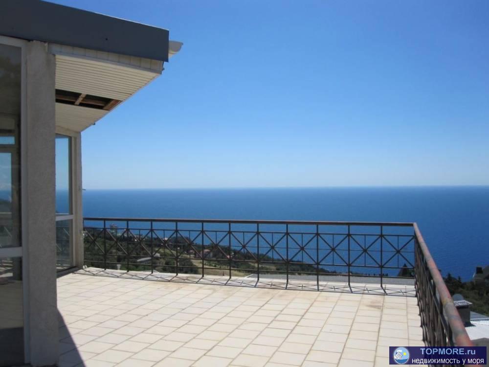 -10мин до Ялты, пгт Восход. Коттедж 403 м2 с видом на море и Ялту, 4этажа+ подвал, место для 2 авто. 9 комнат.... - 38