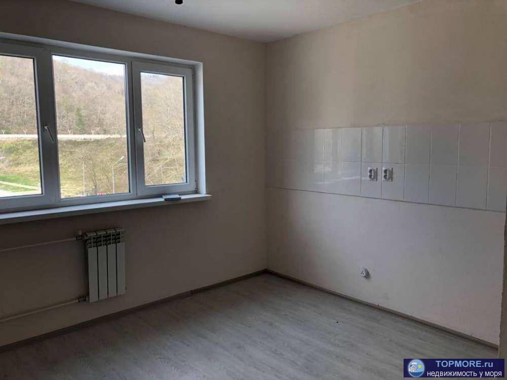 Продается 3-х комнатная квартира в живописном месте на ровном месте, в окружении гор.Комплекс находится на берегу...