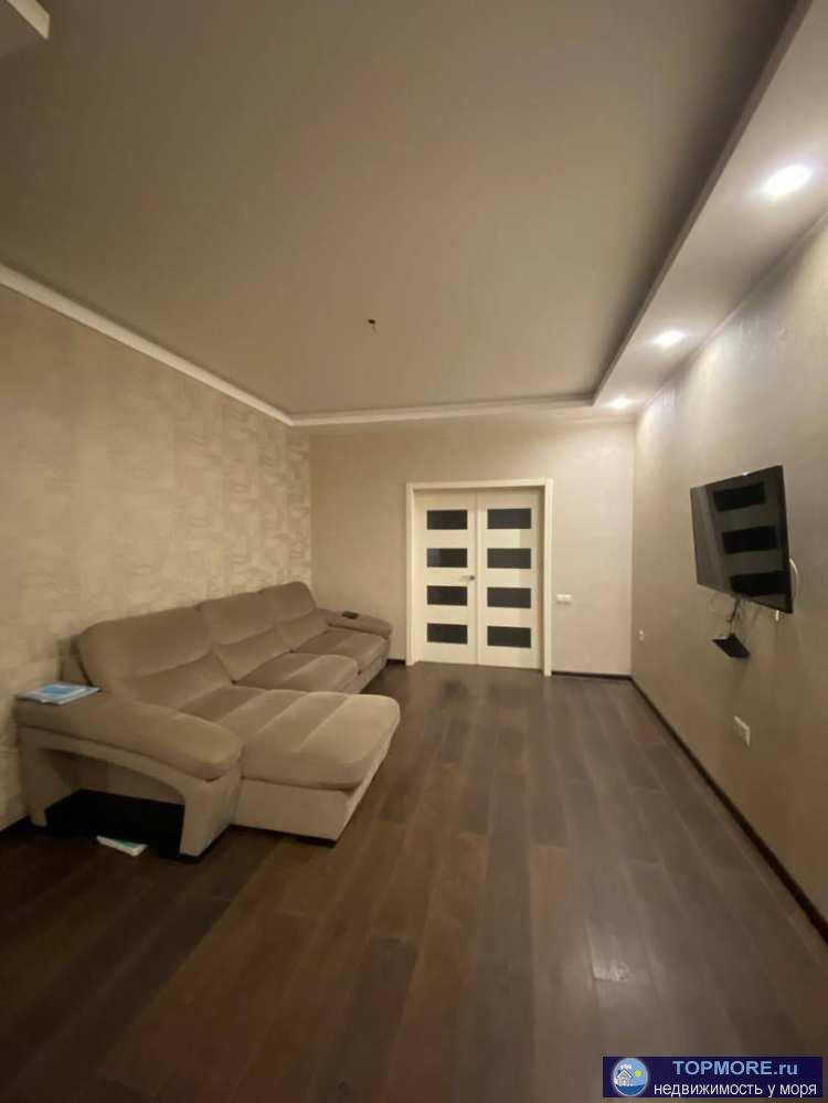 Снижение цены с 8,4 млн. до 8,0 млн. руб.! Трехкомнатная квартра (70 м) с отличным дизайнерским ремонтом  в клубном...