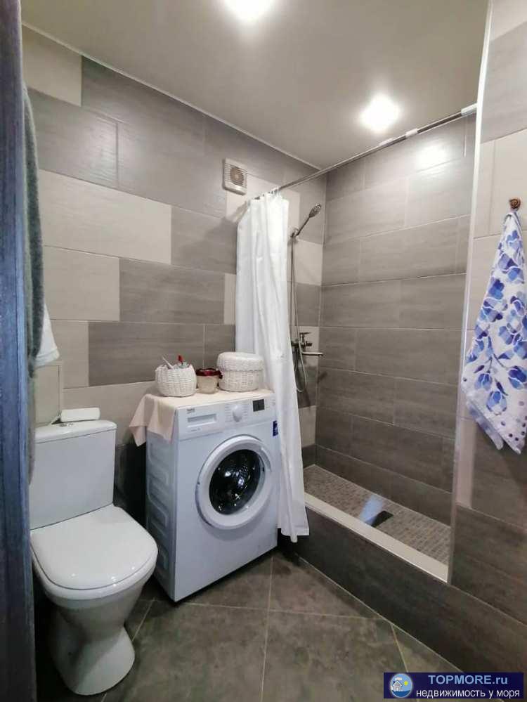 Квартира находится в самом центре Сочи.Ровное место. Рядом река Сочи.Садик и школы — в пешей доступности.Центральный...