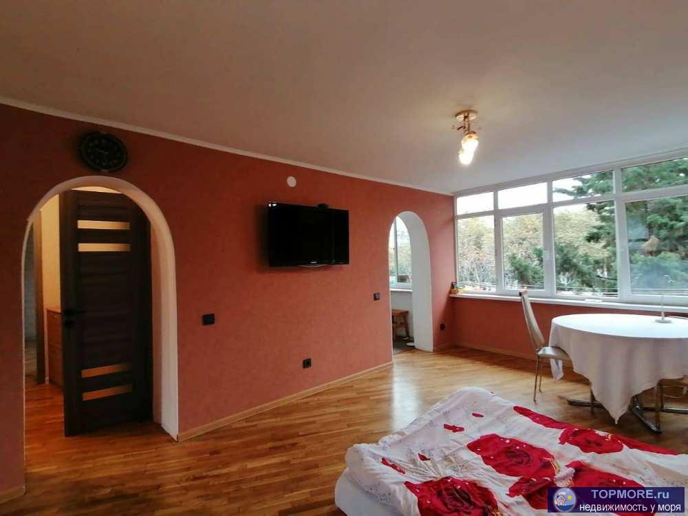 Квартира находится в самом центре Сочи.Ровное место. Рядом река Сочи.Садик и школы — в пешей доступности.Центральный... - 2