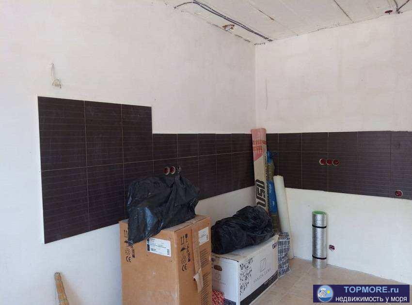 Продаю 2-х комнатную квартиру в микрорайоне с развитой инфраструктурой.Квартира распланирована как кухня-гостинная и... - 1