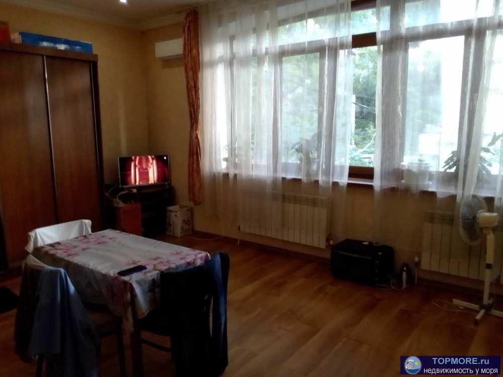 Клубный дом с придомовой территорией в зеленом районе Сочи. В пешей доступности остановка, магазины. Благоустроенный... - 1