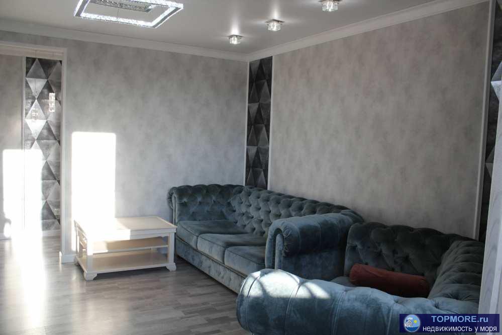 Прекрасная квартира с дизайнерским ремонтом. Распланирована в 3 спальни и просторную кухню гостинную. закрытый... - 2