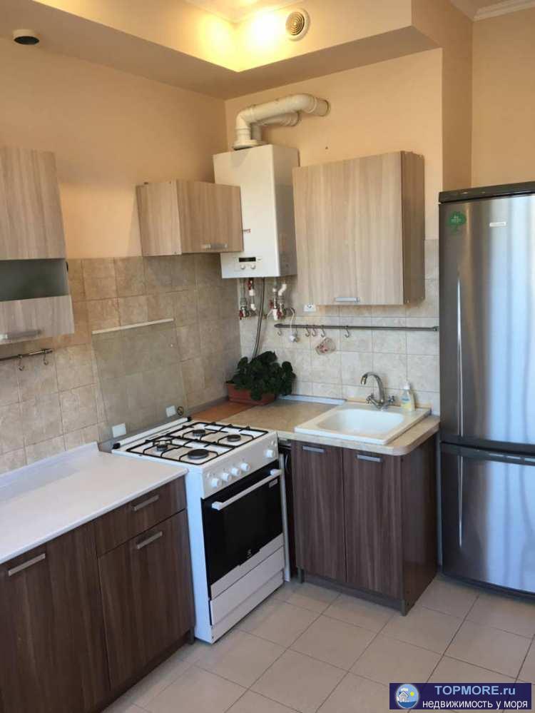 Продаю однокомнатную квартиру в спальном районе города Сочи. Идеально подходит для сдачи в аренду, рядом находится...