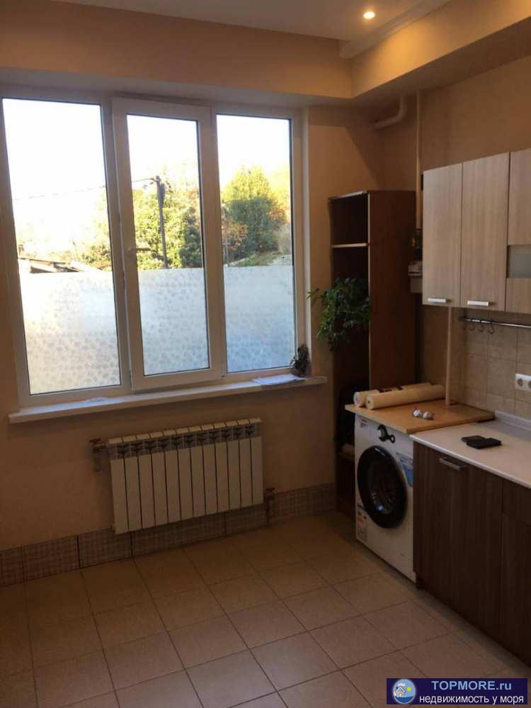 Продаю однокомнатную квартиру в спальном районе города Сочи. Идеально подходит для сдачи в аренду, рядом находится... - 1
