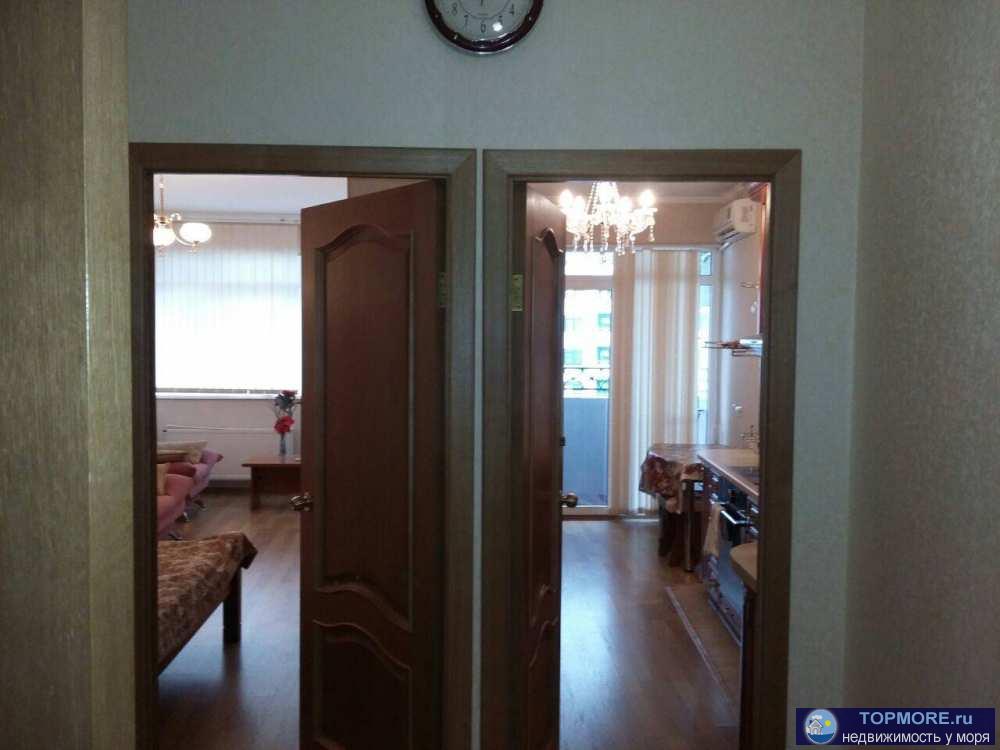 Квартира в самом центре города Сочи, в престижном комплексе Парк Горького.Отдельно комната и кухня с балконом.... - 1