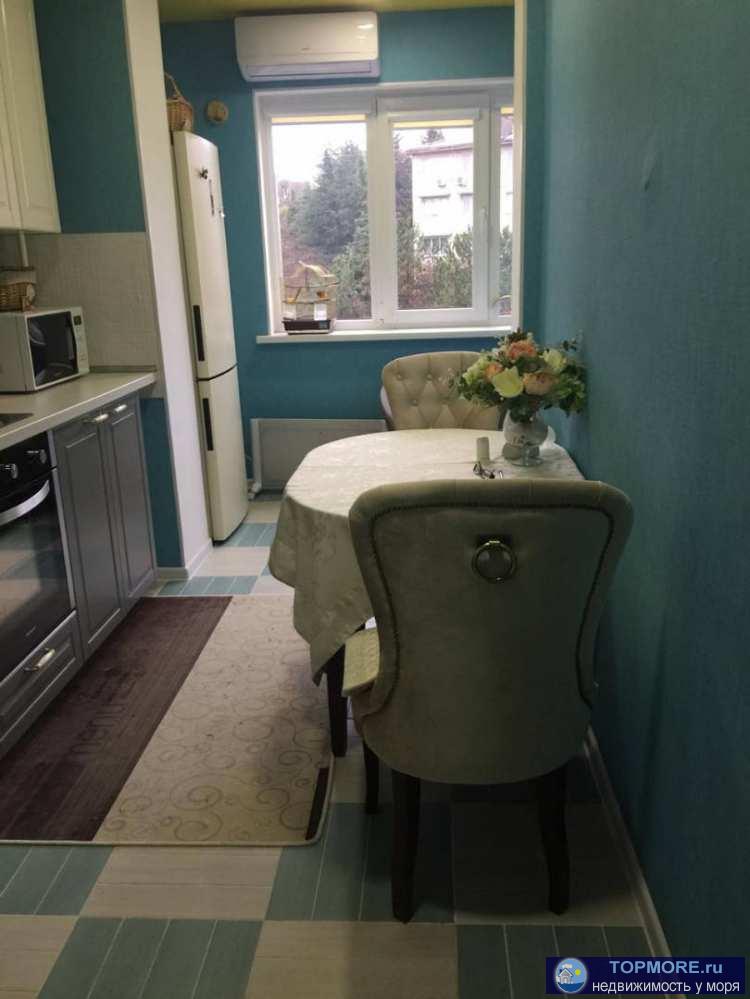 Продается двухкомнатная квартира с отличным ремонтом в Лазаревском на улице Павлова. Вся мебель остается новым... - 1