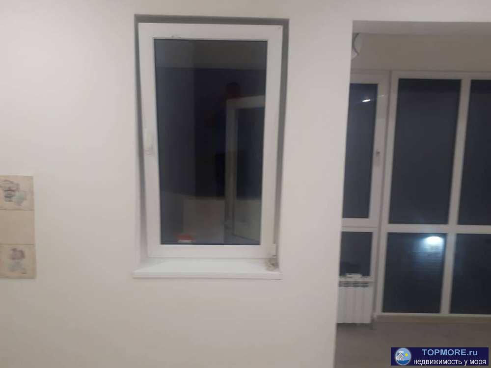 В квартире выполнен ремонт за исключением покраски стен или поклейки обоев. Современный жилой комплекс в тихом... - 1