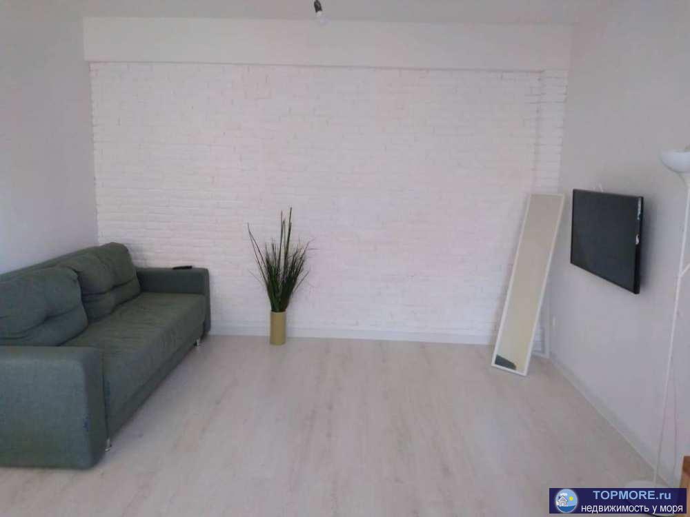 Доля в доме ! Светлая уютная 3 комнатная квартира в новом 3 этажном доме с ремонтом. Дом подключён к городским... - 1