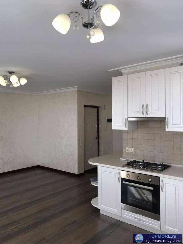 Продается светлая, уютная квартира с прекрасным видом на море и горы в самом центре района Адлер. В квартире сделан... - 1