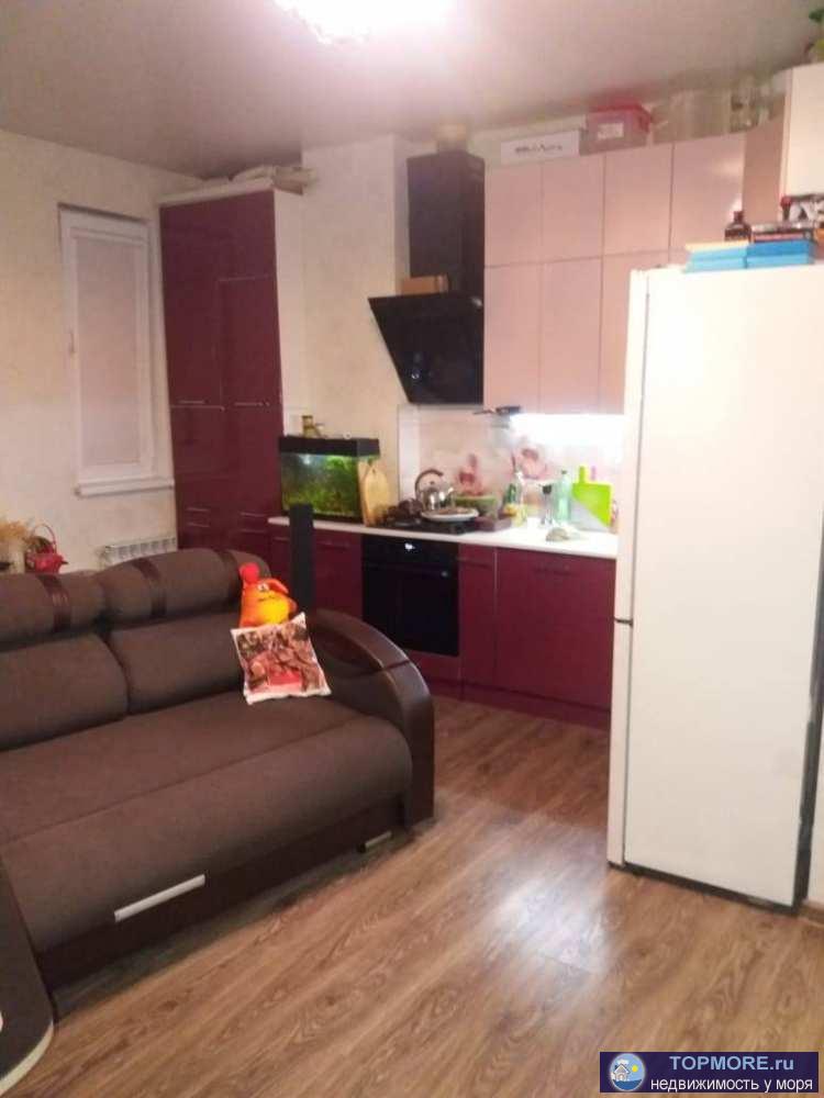 Лот № 168498. Предлагаем вашему вниманию квартиру в центре города.Ул. Роз центральная артерия города курорта....