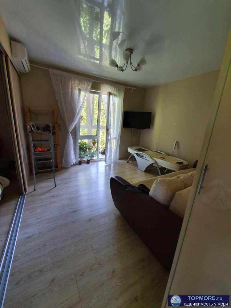 Продам кваркиру в Дагомысе, ул.Российская 2, 42 кв.м.Студия с качественным ремонтом, техникой ( два кондтционера,... - 2