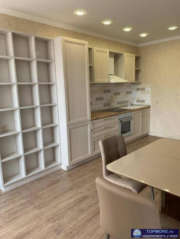 Лот № 135149. Продается квартира в замечательном месте. Закрытая охраняемая территория, въезд на территорию комплекса...