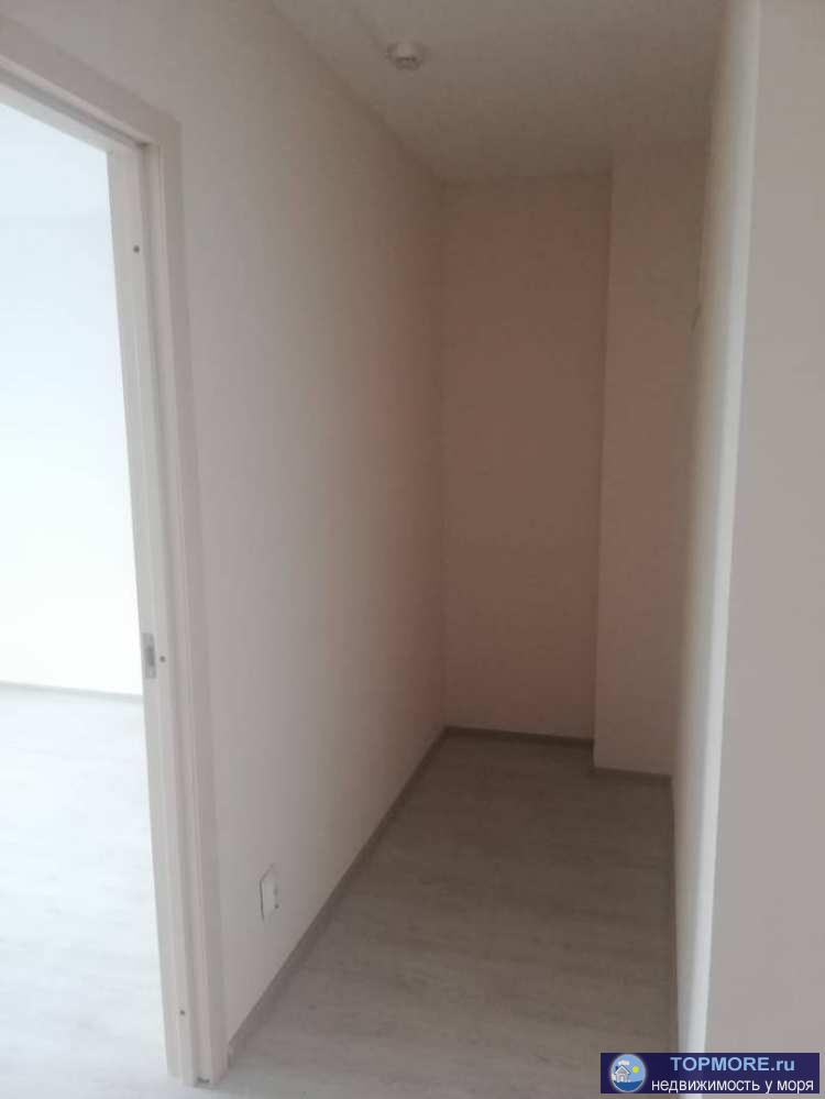 Однокомнатная квартира c ремонтом в живописном районе с замечательной транспортной развязкой.Территория комплекса... - 2