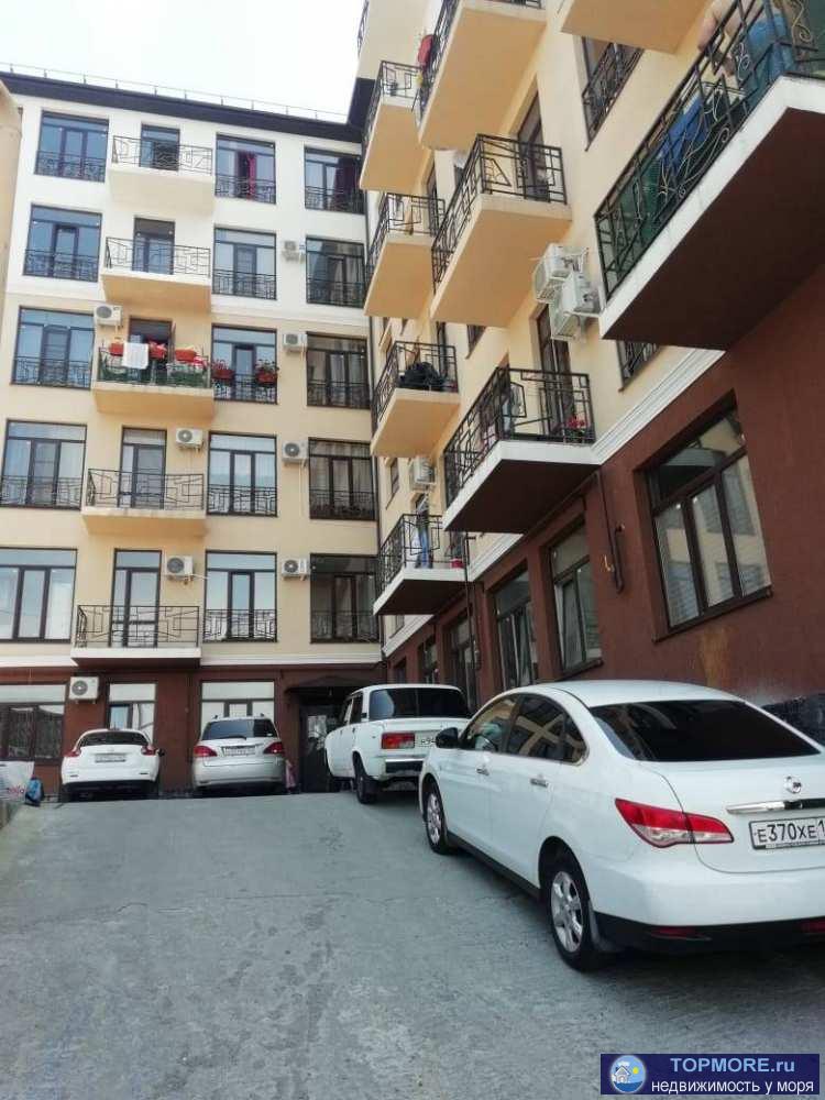 Продаю квартиру с прекрасным видом на море.Две световые точки, правильная планировка. Квартира без отделки, что...