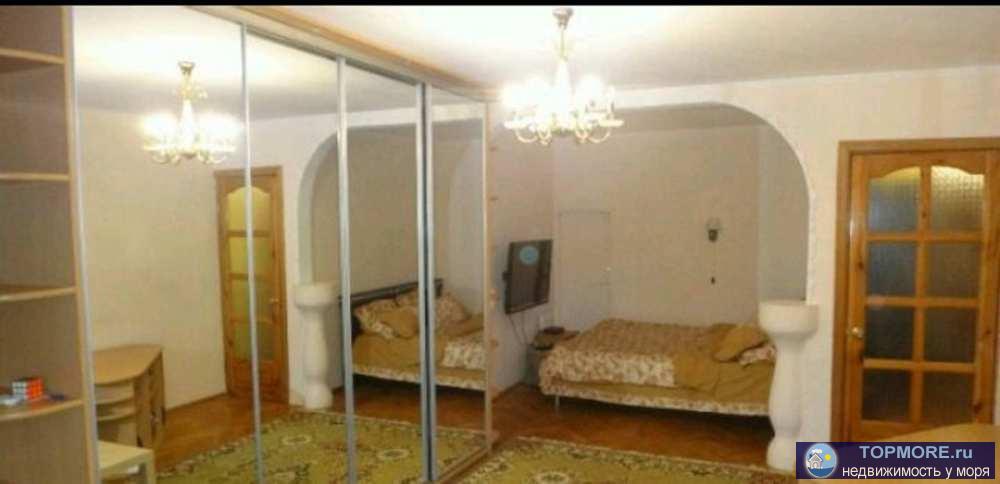 Продаю квартиру в центре Сочи.49 кв. на 5 этаже в 12 этажном доме.В квартире хороший ремонт.Квартира продается с... - 2