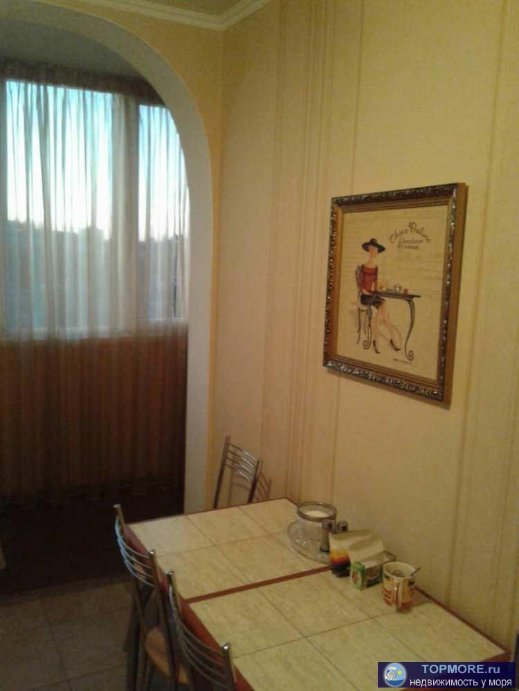 Продаю полноценную двухкомнатную квартиру на 10 этаже 12 этажного дома. В квартире выполнен качественный ремонт,... - 2