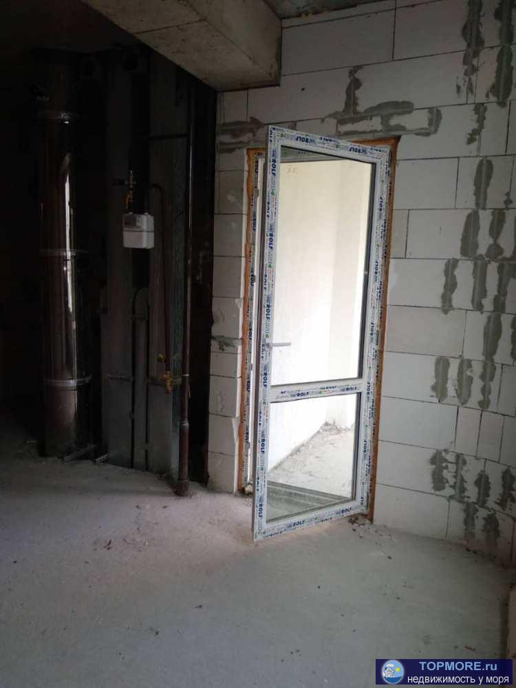 Лот № 114802. Продаю шикарную квартиру в доме бизнес класса.100 м2,свободной планировки.Вид на Красную поляну,горы.