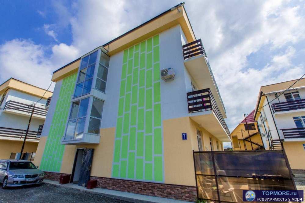 Срочная продажа! Продаю квартиру в сданном доме. Дом комфорт класса с бассейном,детской площадкой,зоной барбекю.... - 1