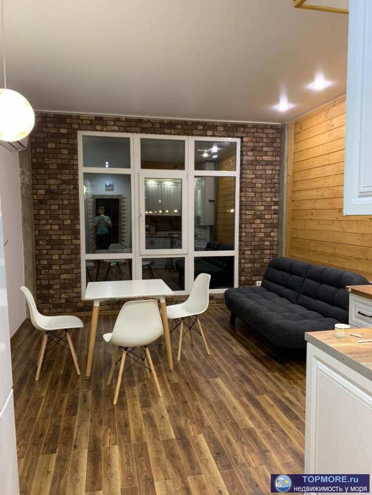 Лот № 126656. Продаю дизайнерскую квартиру в Красной Поляне.  Это современная студия с дизайнерским ремонтом,...