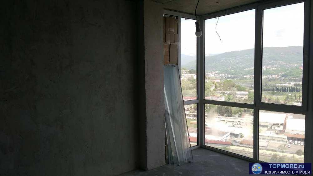  Студия с шикарным видом. Панорамный вид на город. Начат ремонт (сделана стяжка пола, электропроводка, штукатурка)... - 1